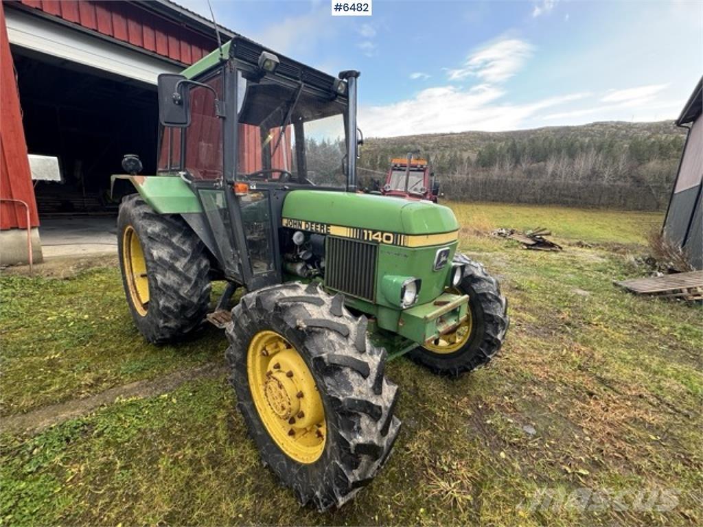 John Deere 1140 Traktoriai