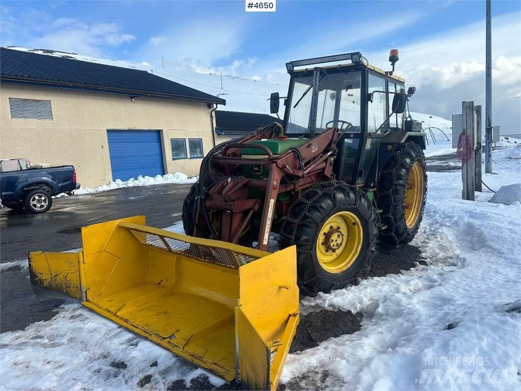 John Deere 2040 Traktoriai