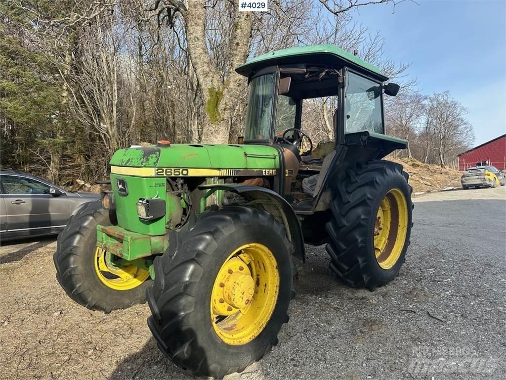 John Deere 2650 Traktoriai