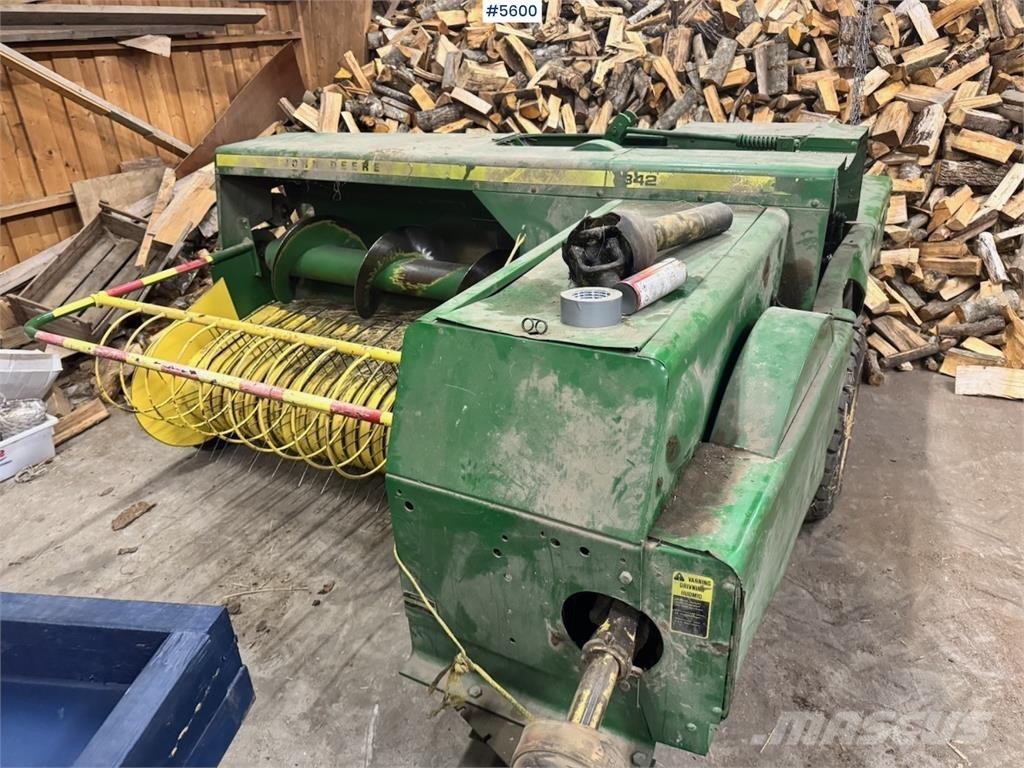 John Deere 342 Kiti derliaus nuėmimo įrengimai