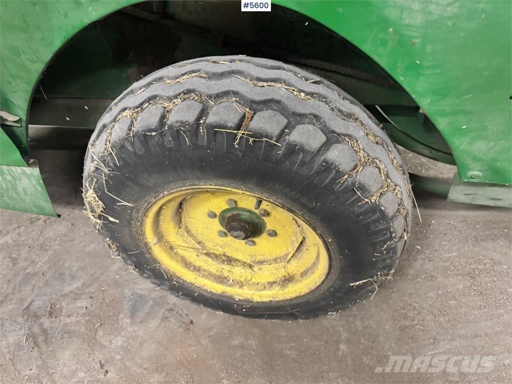 John Deere 342 Kiti derliaus nuėmimo įrengimai