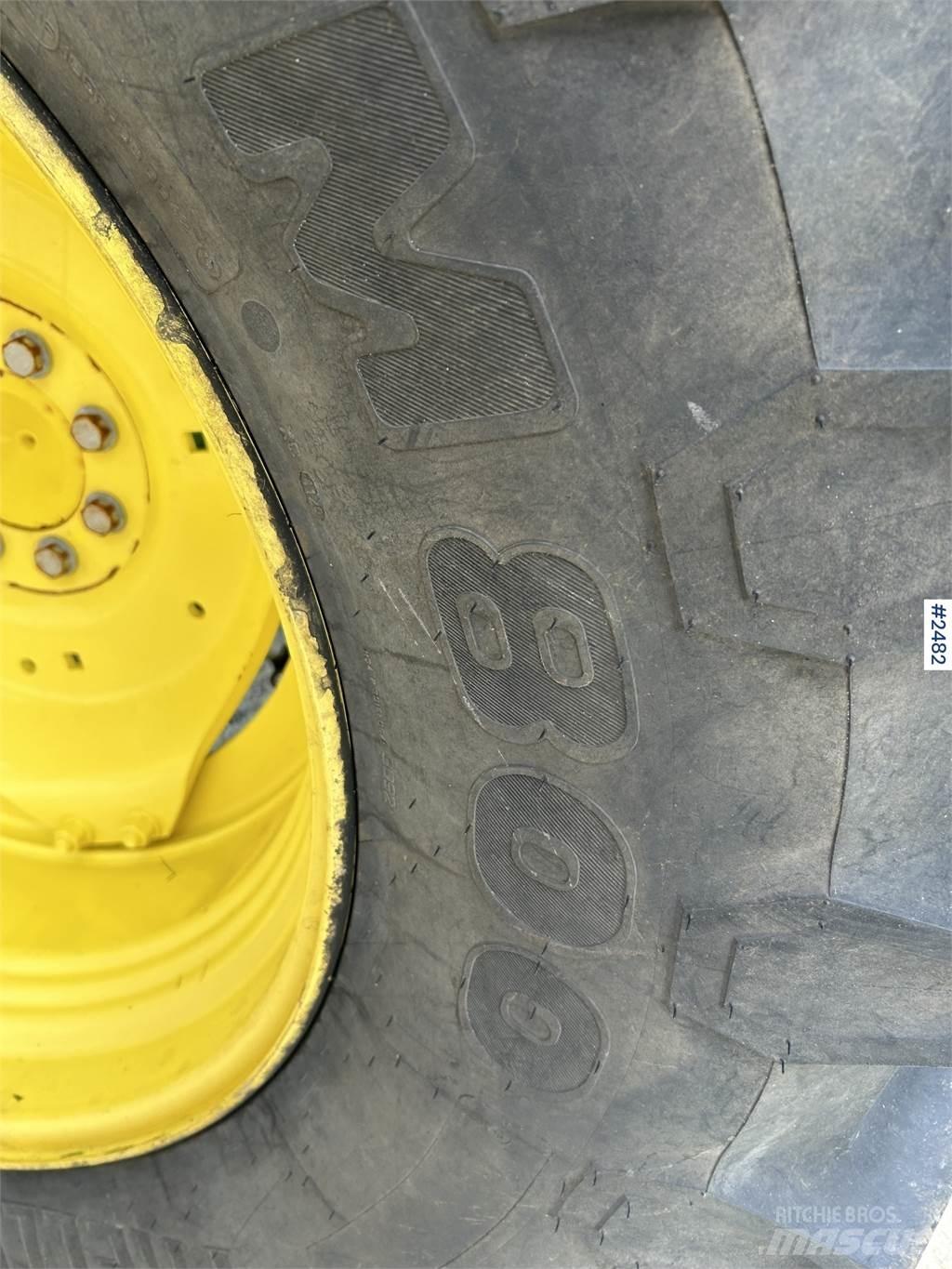 John Deere 5125R Traktoriai