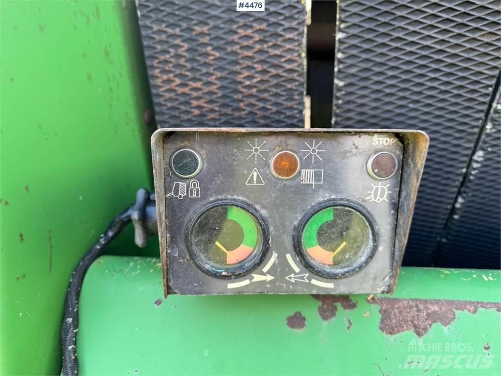 John Deere 550 Kiti pašarų derliaus nuėmimo įrengimai