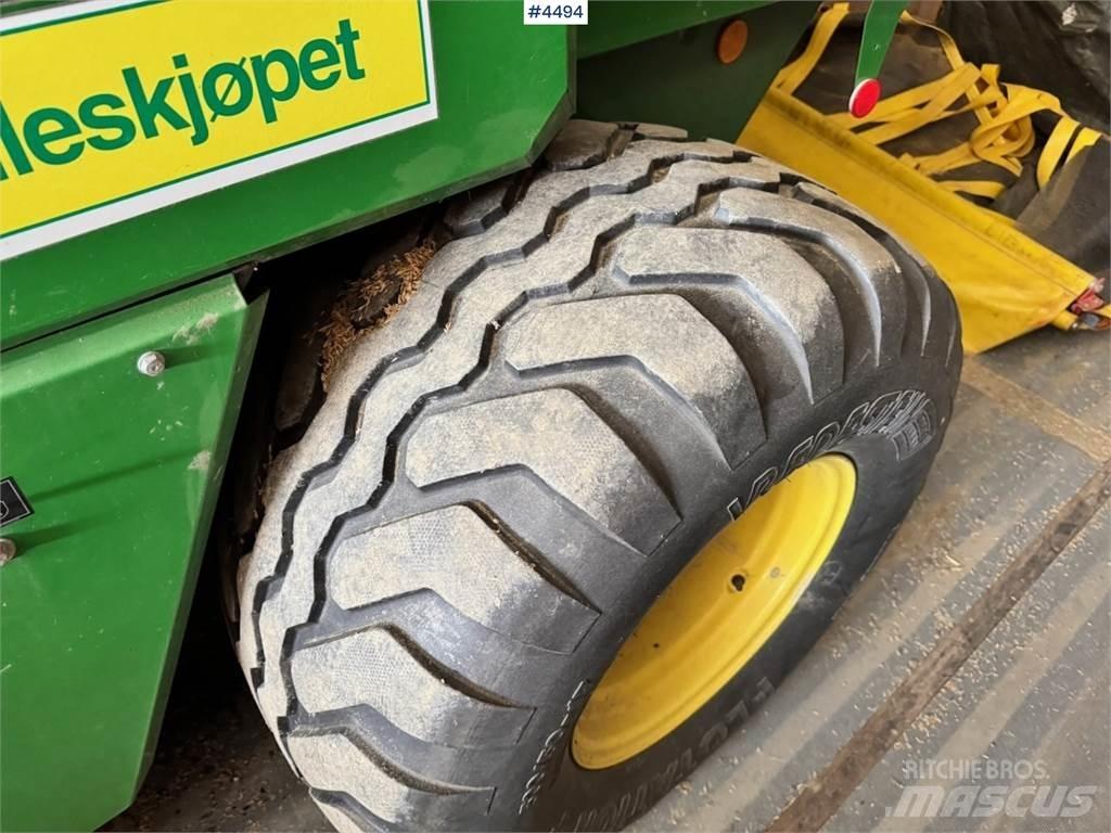 John Deere 578 Kiti pašarų derliaus nuėmimo įrengimai
