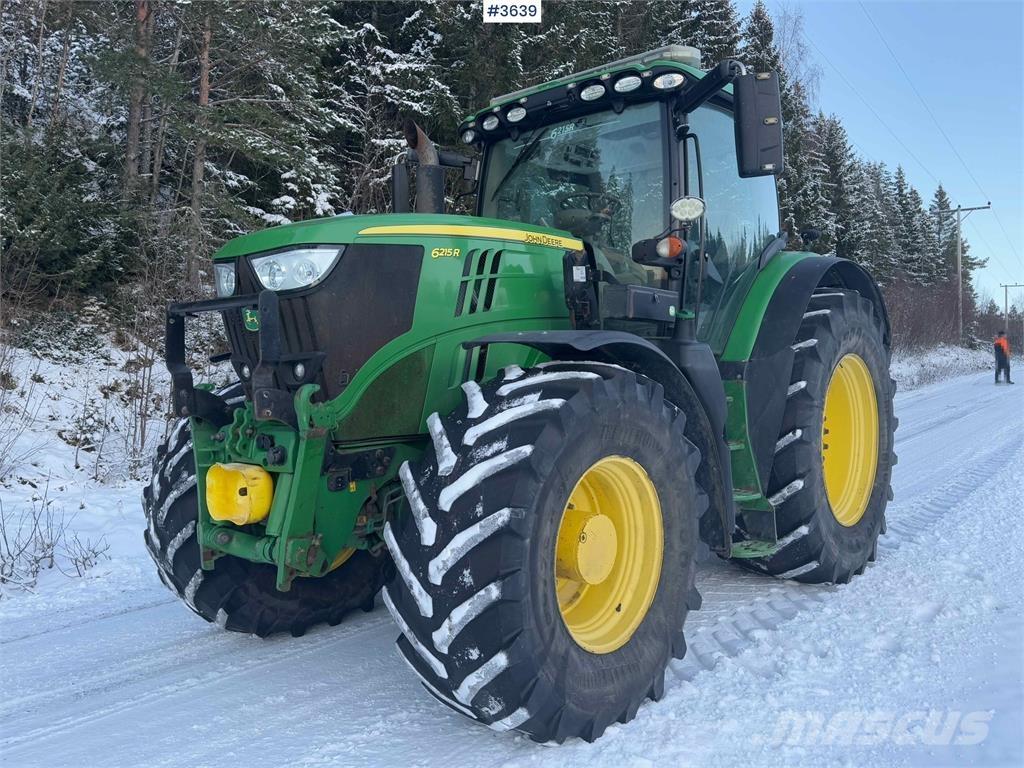 John Deere 6215R Traktoriai