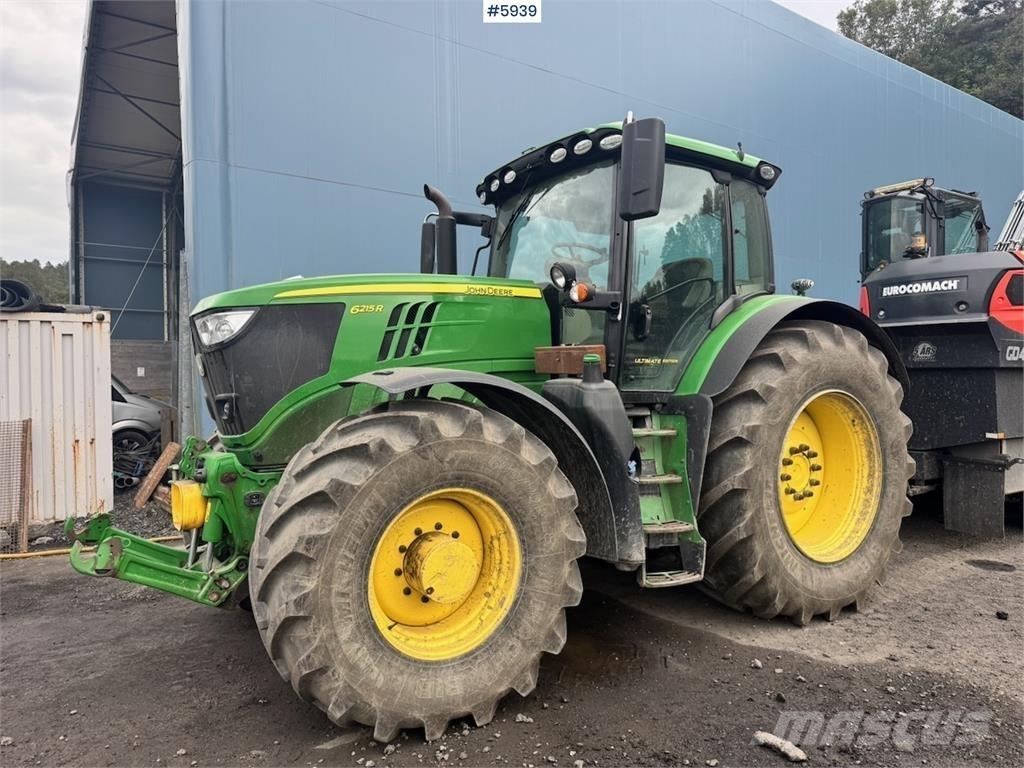 John Deere 6215R Traktoriai