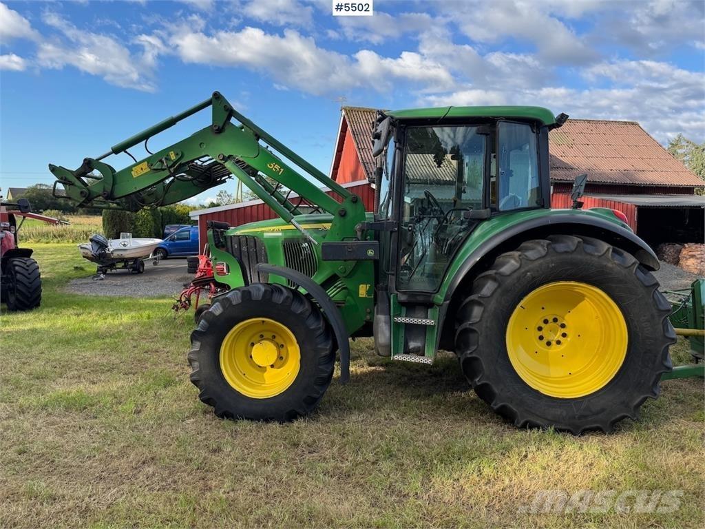 John Deere 6220 Traktoriai