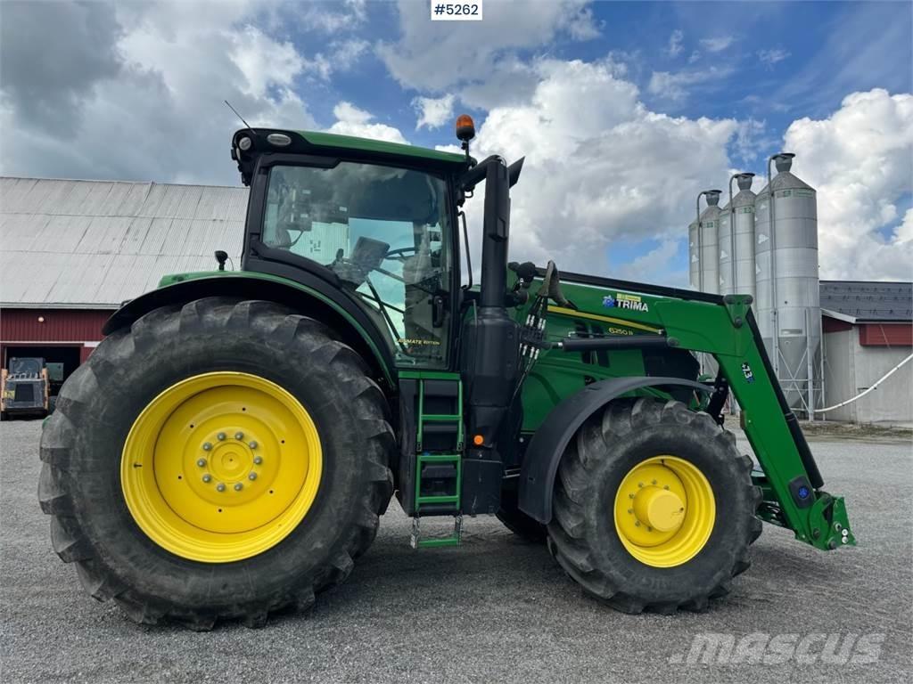 John Deere 6250R Traktoriai