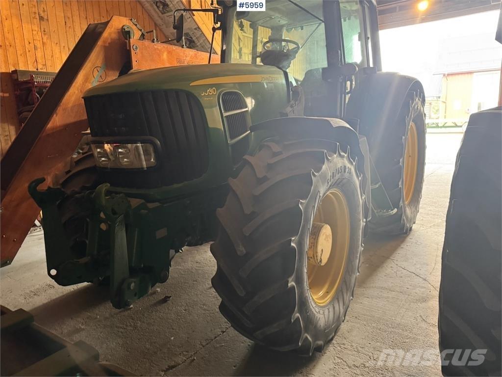 John Deere 6930 Traktoriai