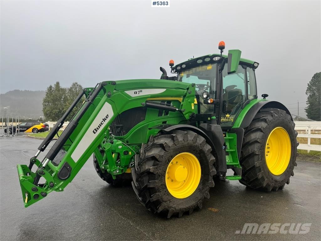 John Deere 6R 215 Traktoriai
