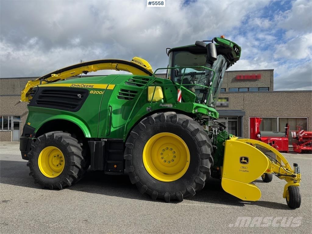 John Deere 8200 Kiti derliaus nuėmimo įrengimai
