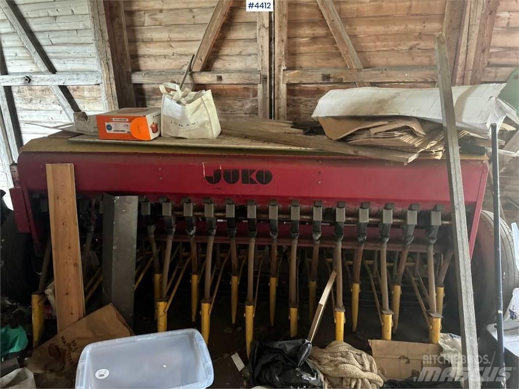 Juko Såmaskin Kita tręšimo technika