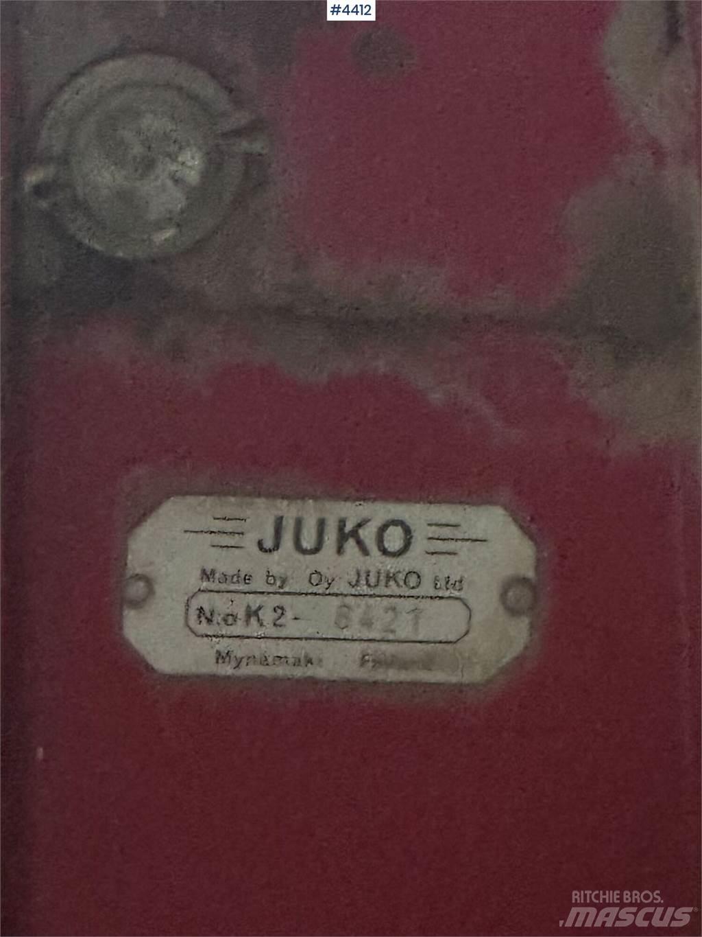 Juko Såmaskin Kita tręšimo technika
