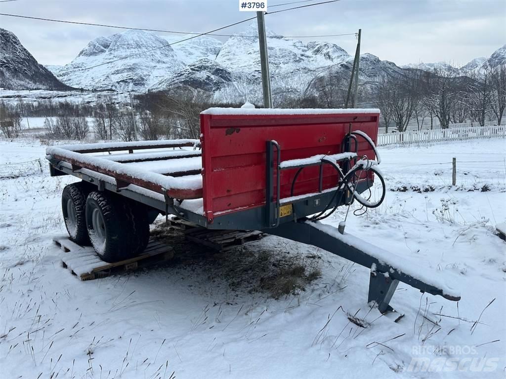Junkkari J10 Grūdų vežimėliai