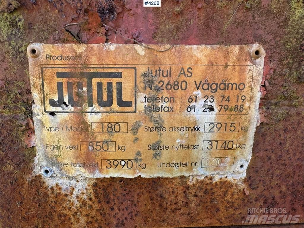 Jutul 180 Grūdų vežimėliai