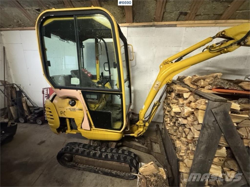 Komatsu PC15R Vikšriniai ekskavatoriai