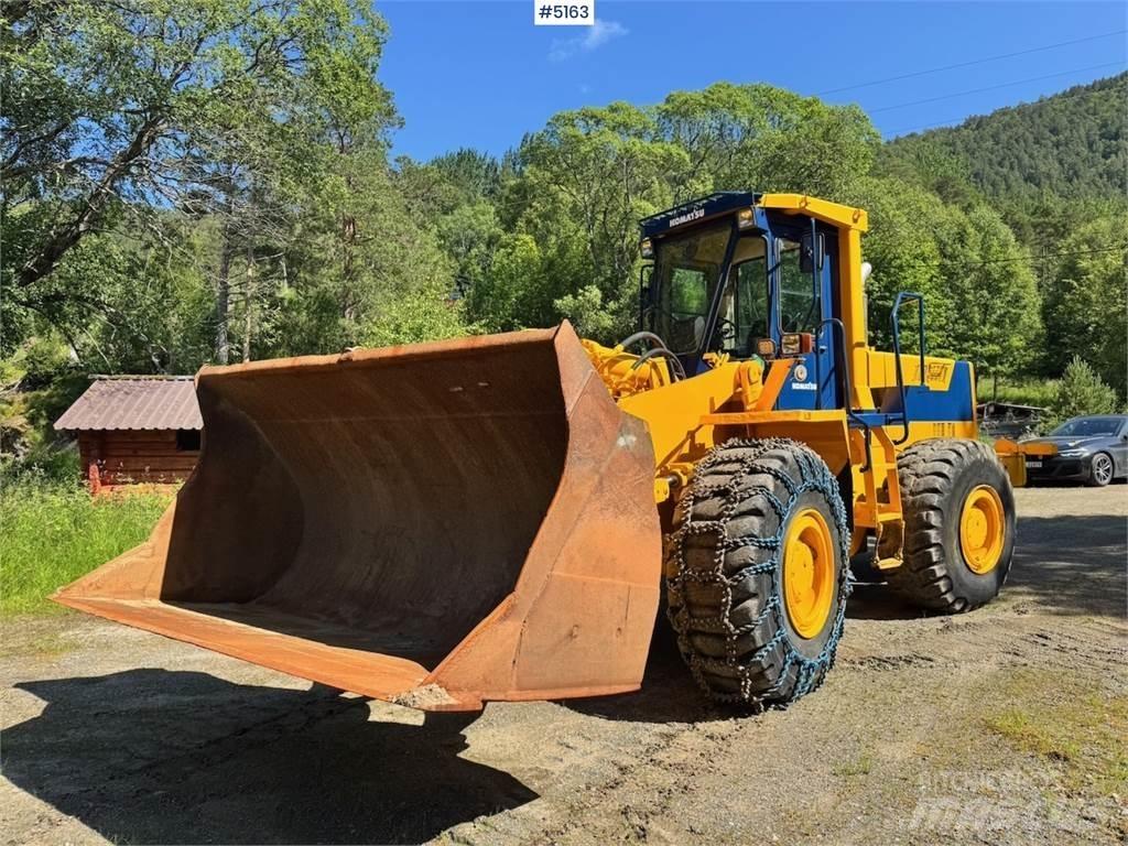 Komatsu WA420-1 Naudoti ratiniai krautuvai