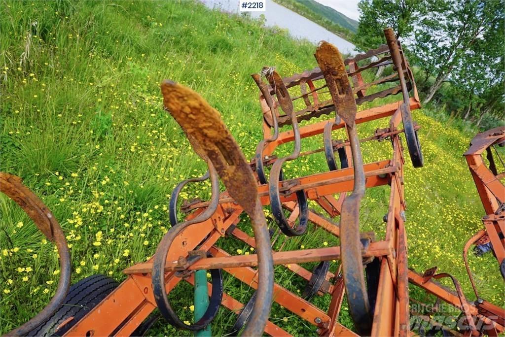 Kverneland Harv Kita kultivavimo technika ir priedai
