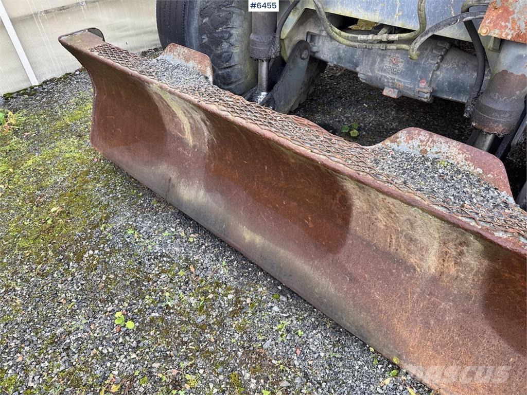 Liebherr 312 Vikšriniai ekskavatoriai