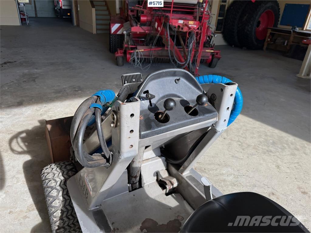 Multione F14B Daugiafunkciniai pakrovėjai