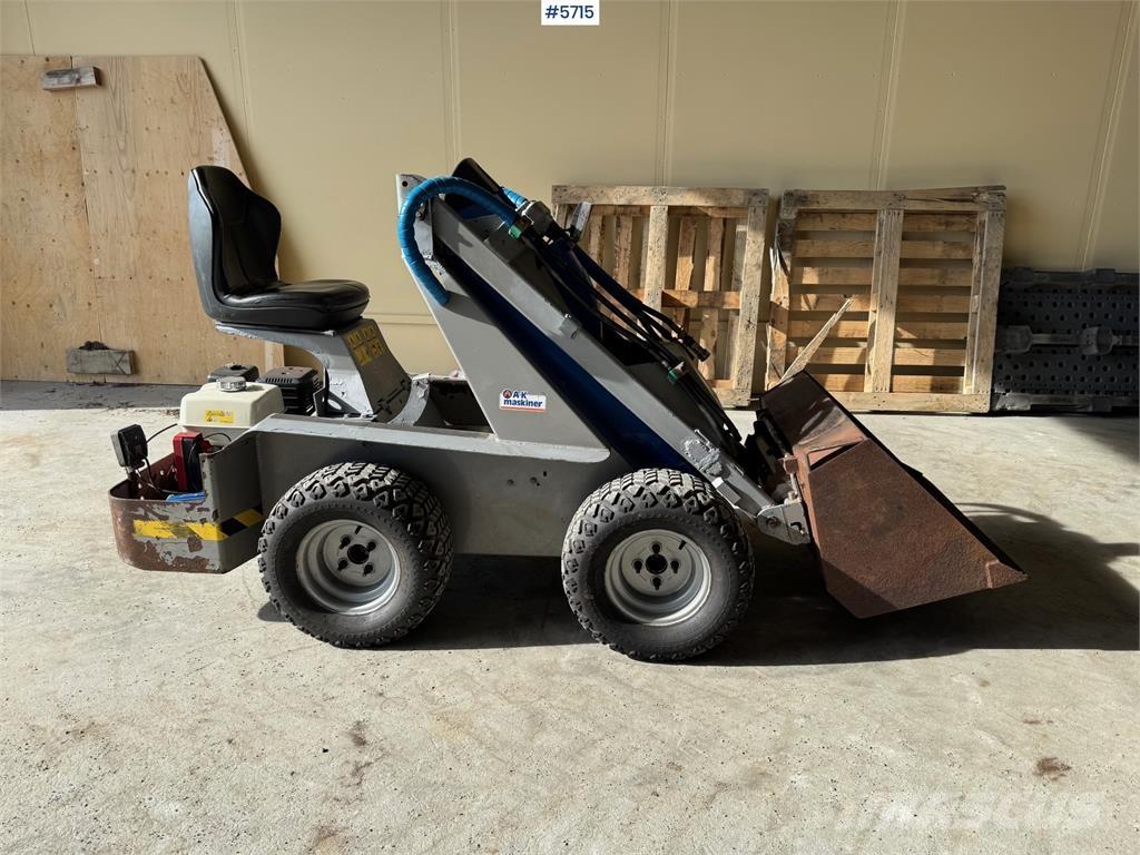 Multione F14B Daugiafunkciniai pakrovėjai