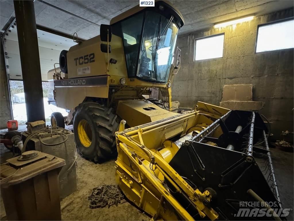 New Holland TC52 Derliaus nuėmimo kombainai