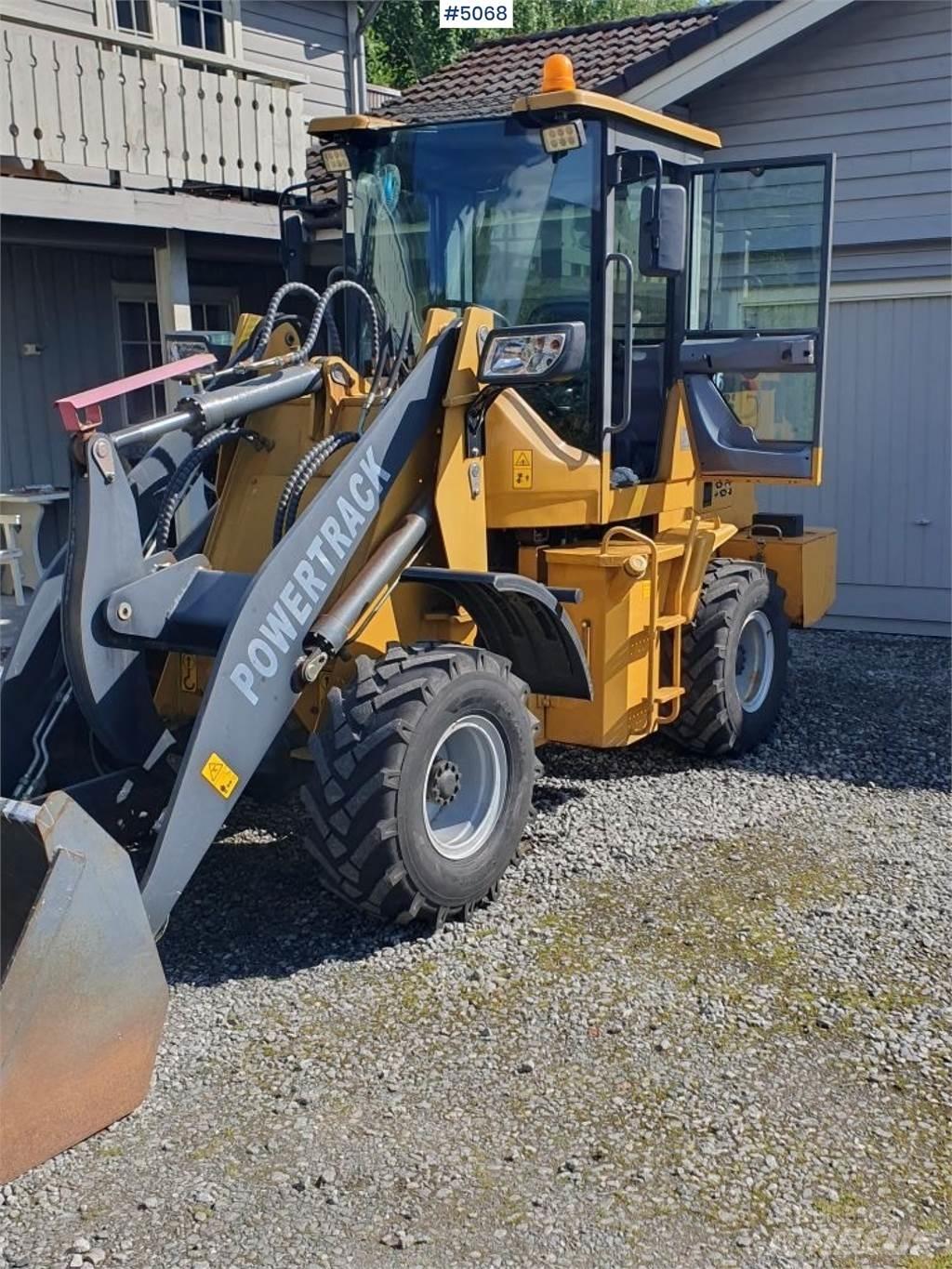 Powertrack L36 Naudoti ratiniai krautuvai