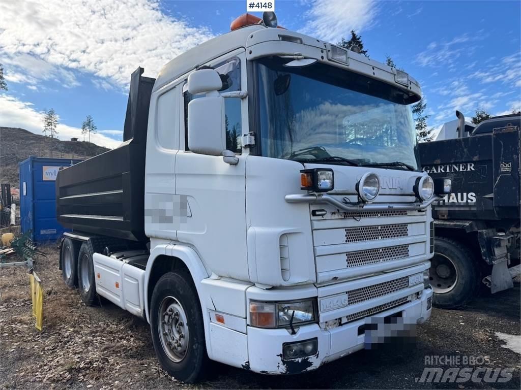 Scania 144G Sunkvežimiai su dengtu kėbulu