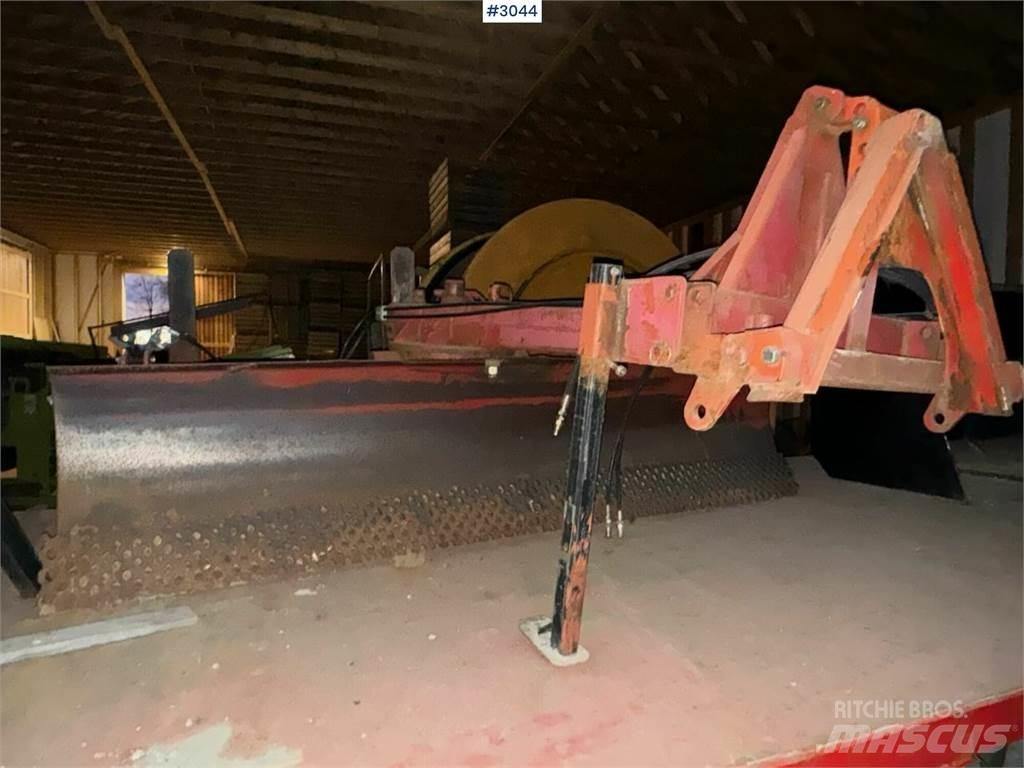  Snøskjær 3 meter Kita kelių ir sniego technika