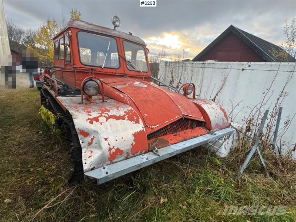  Snow trace St 4 Krovininiai furgonai