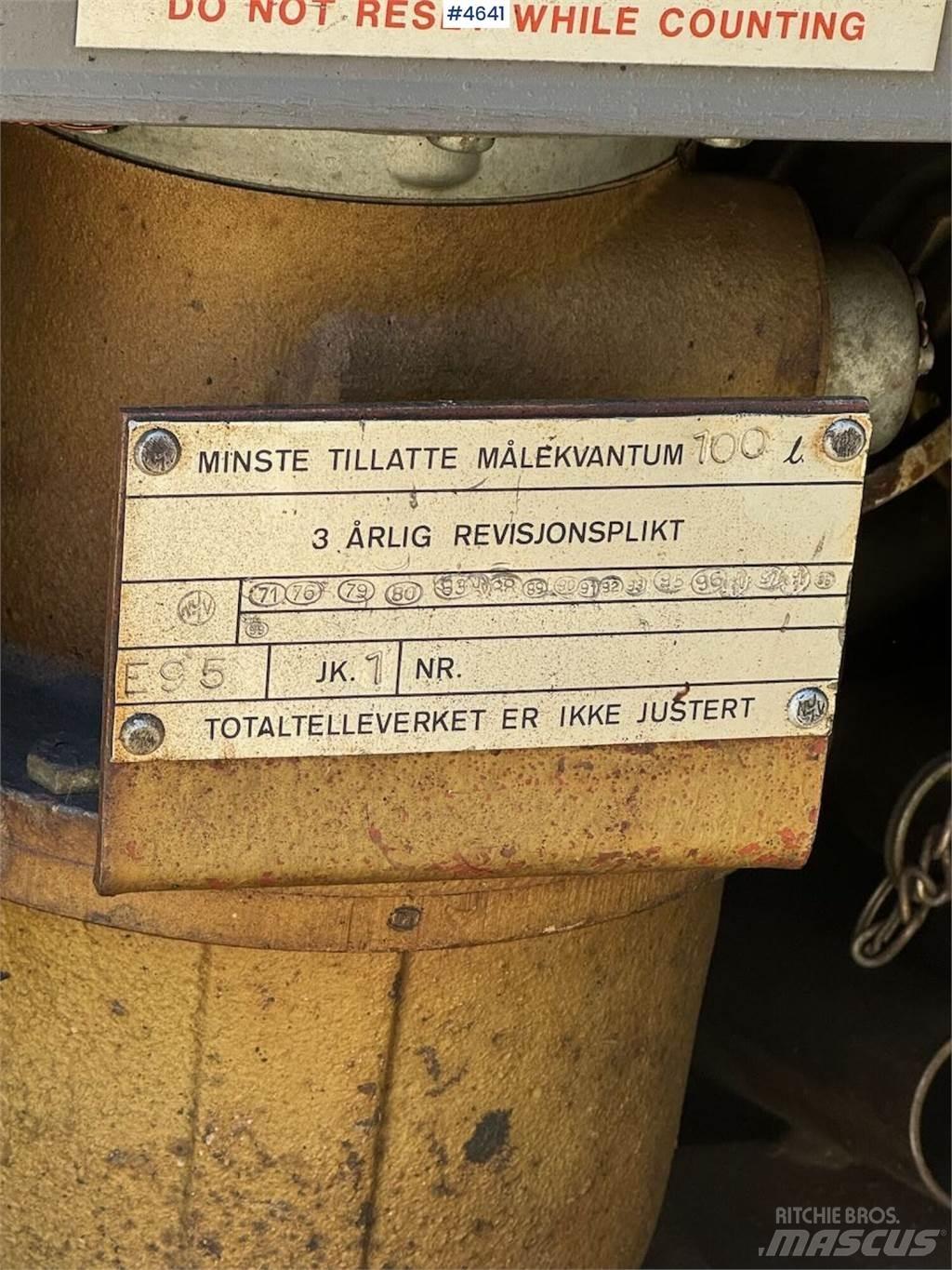  Tank drivstoff Kiti naudoti statybos komponentai