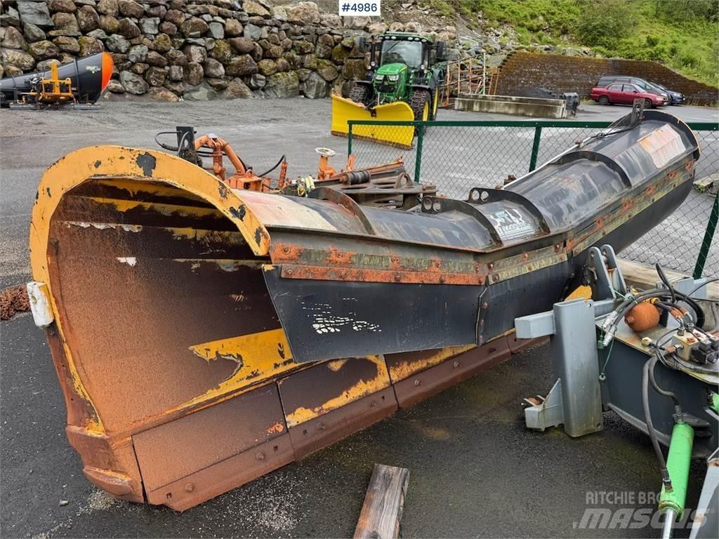 Tellefsdal K70 Sniego peiliai ir valytuvai