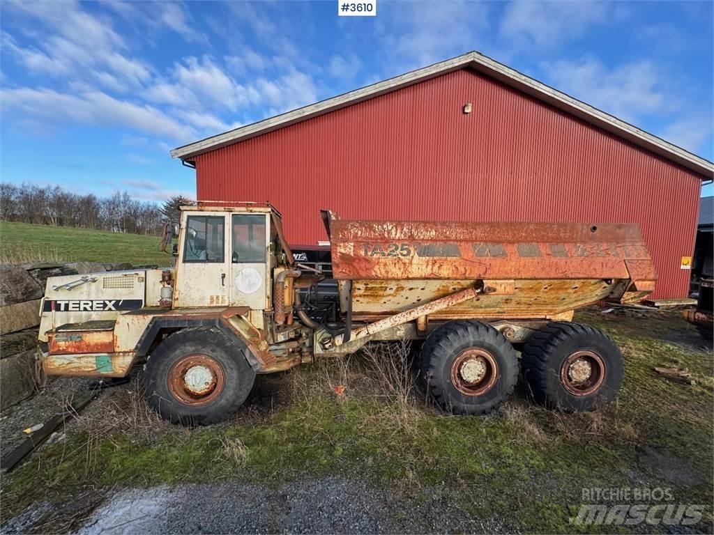 Terex TA25 Naudoti ratiniai krautuvai