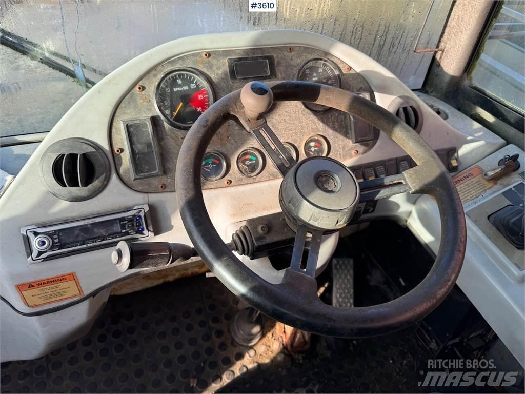 Terex TA25 Naudoti ratiniai krautuvai