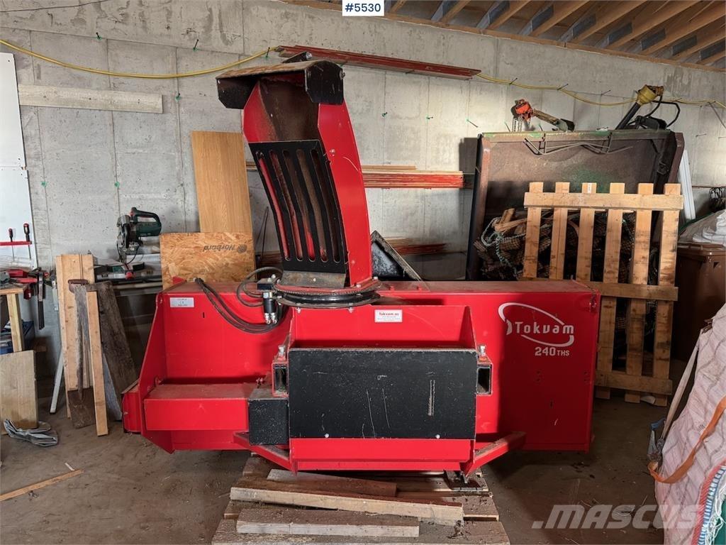Tokvam 240 THS Sniego peiliai ir valytuvai