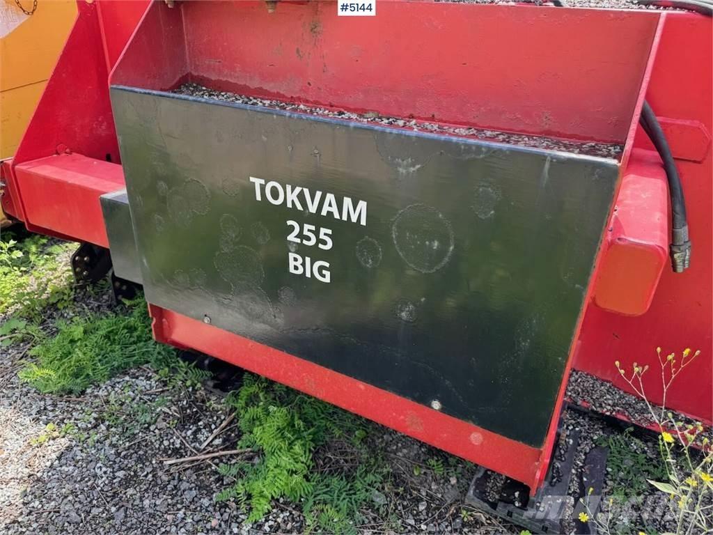 Tokvam 255 Sniego peiliai ir valytuvai