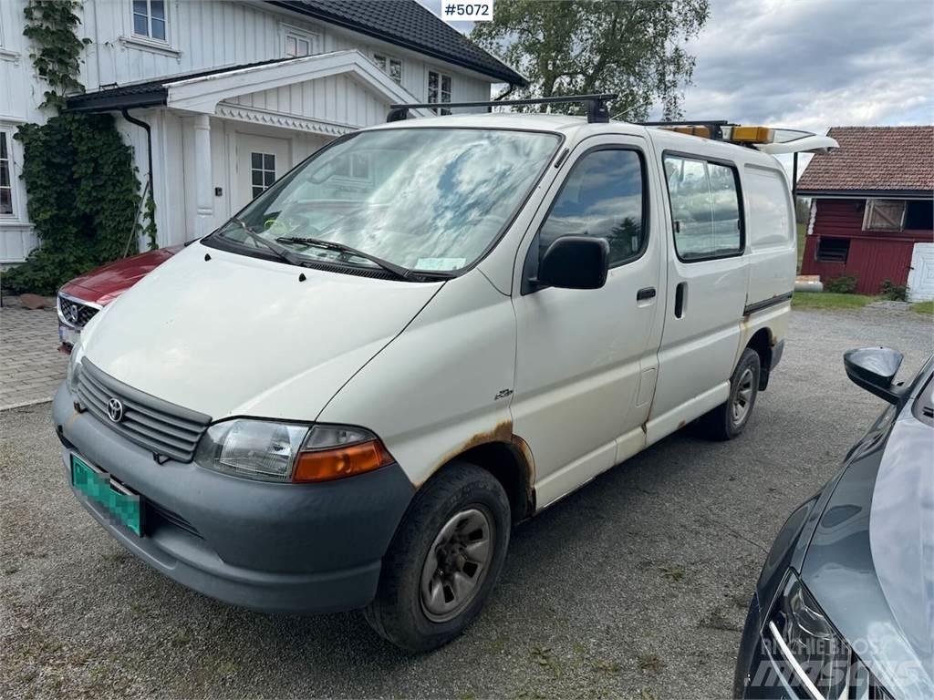 Toyota Hiace 4WD Krovininiai furgonai