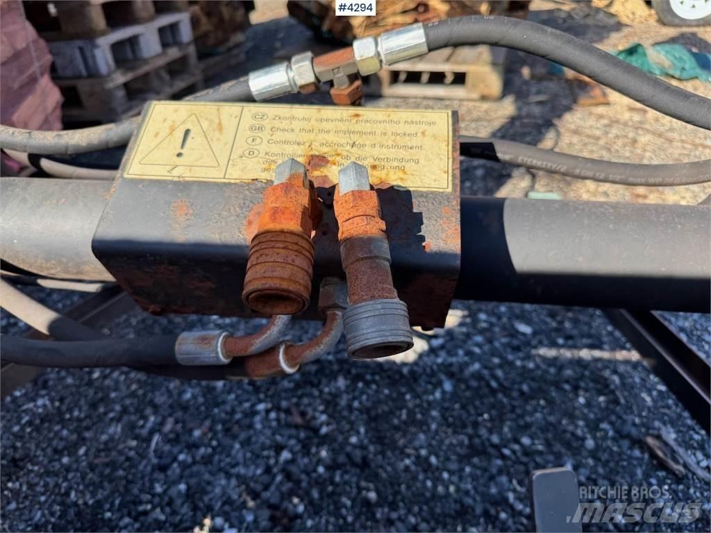  Trac-Lift 260 sl Kiti naudoti statybos komponentai