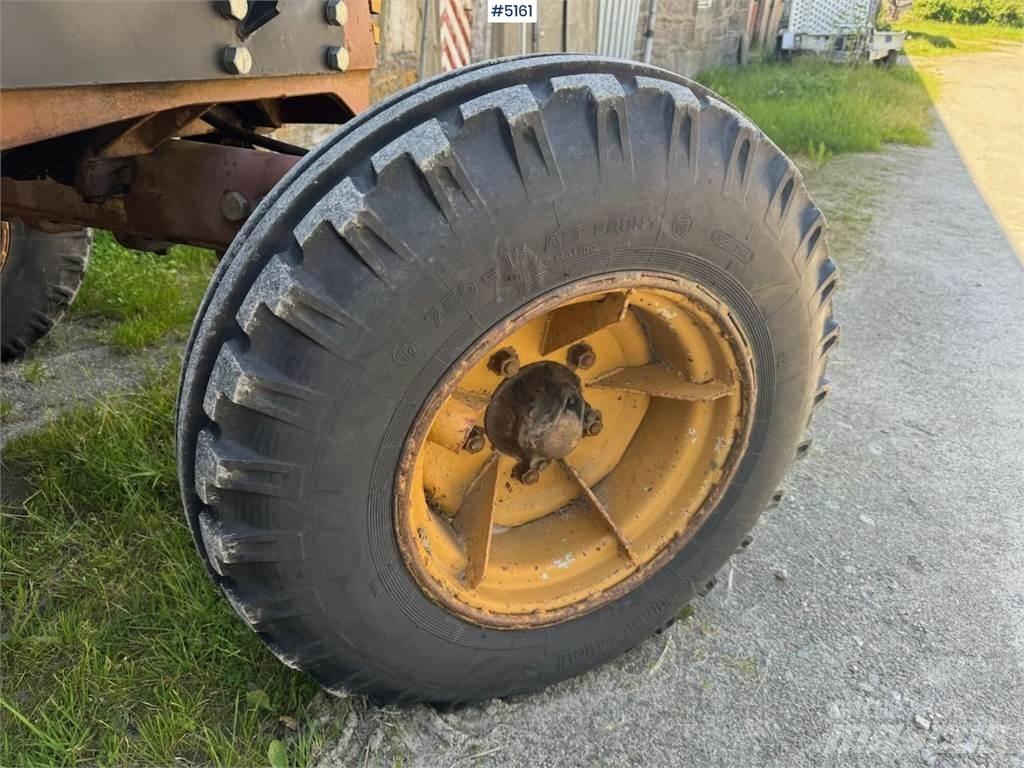 Valmet 702 Traktoriai