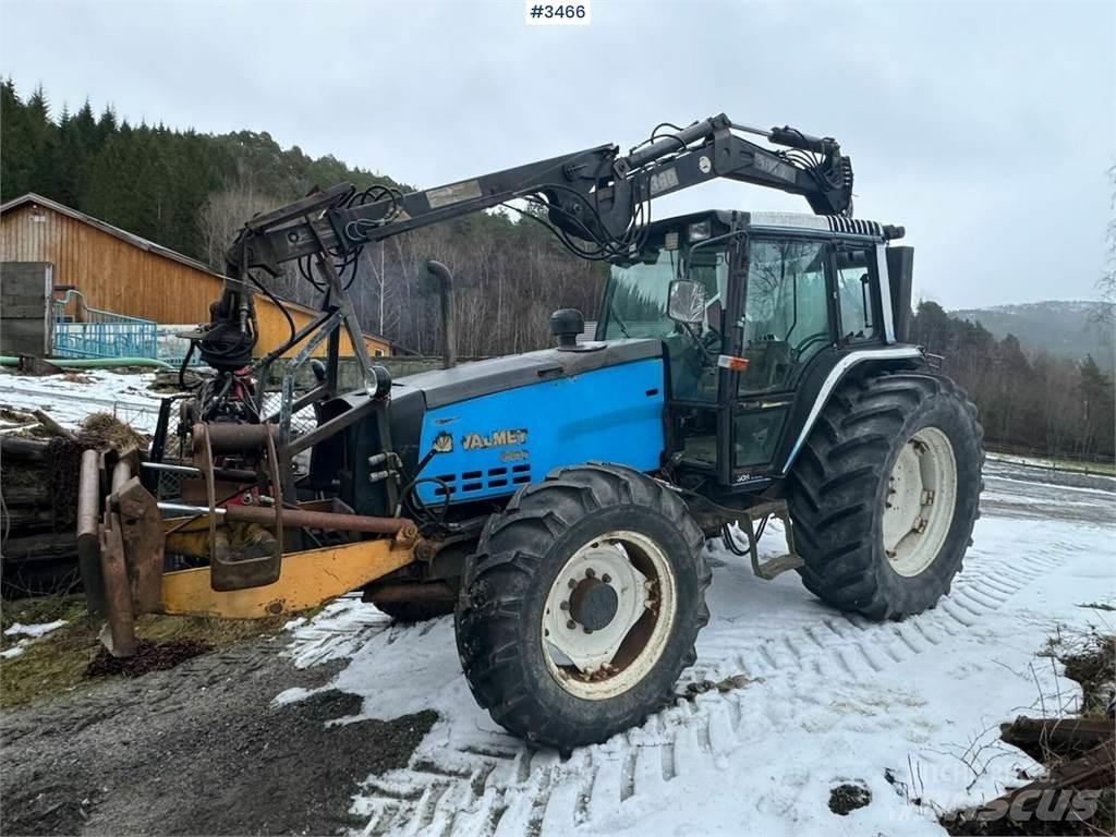 Valmet 8100 Traktoriai