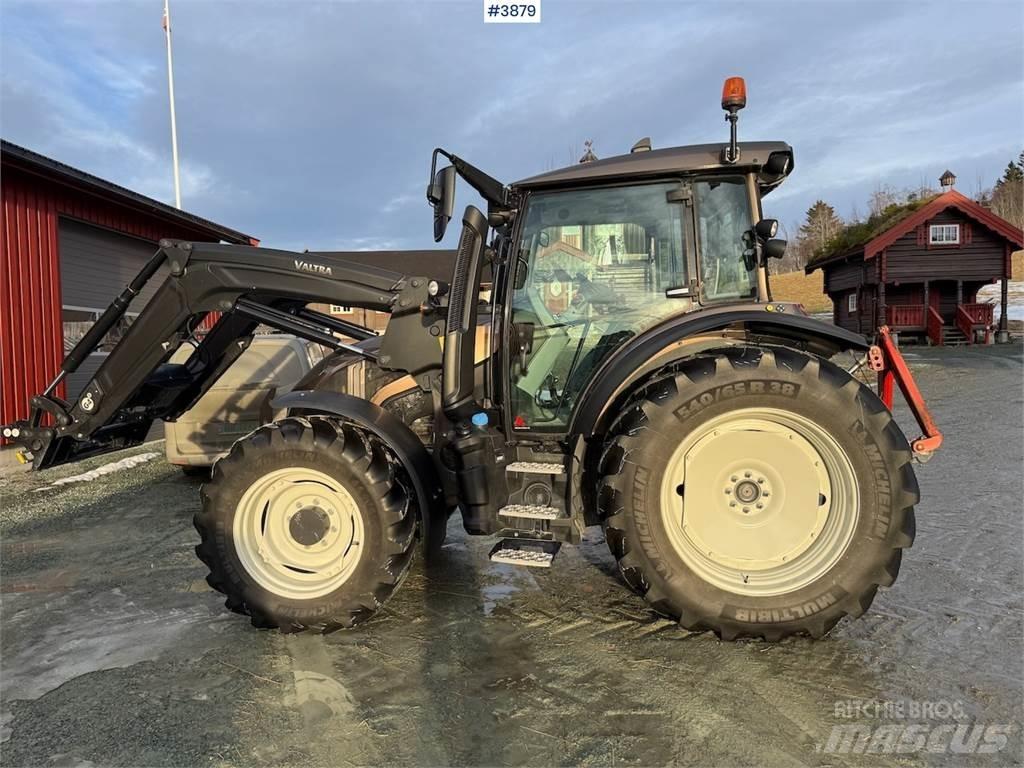 Valtra G135 Traktoriai