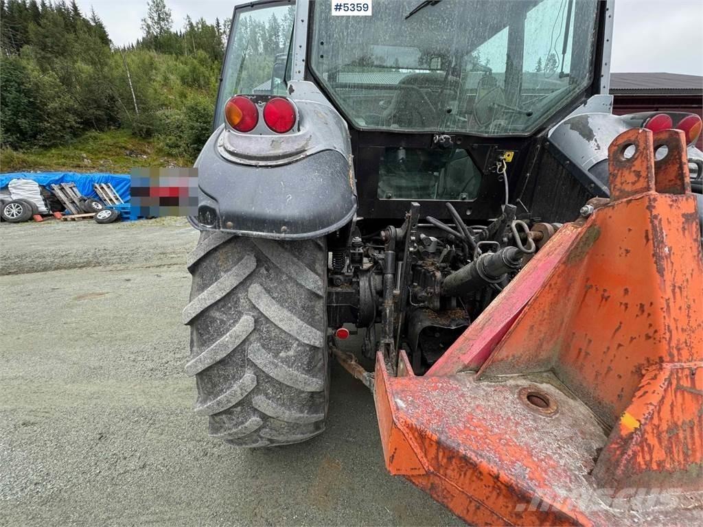 Valtra M120-4 Traktoriai
