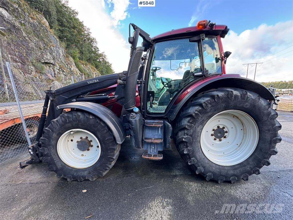 Valtra N174 Traktoriai
