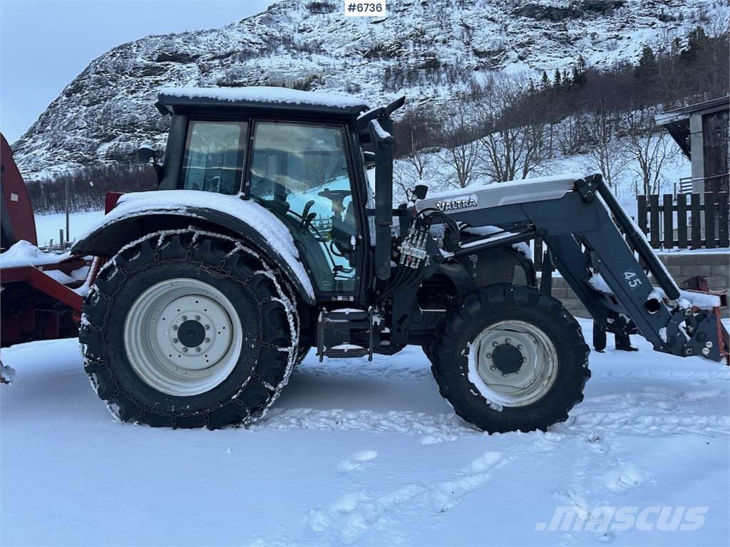 Valtra N92 Traktoriai