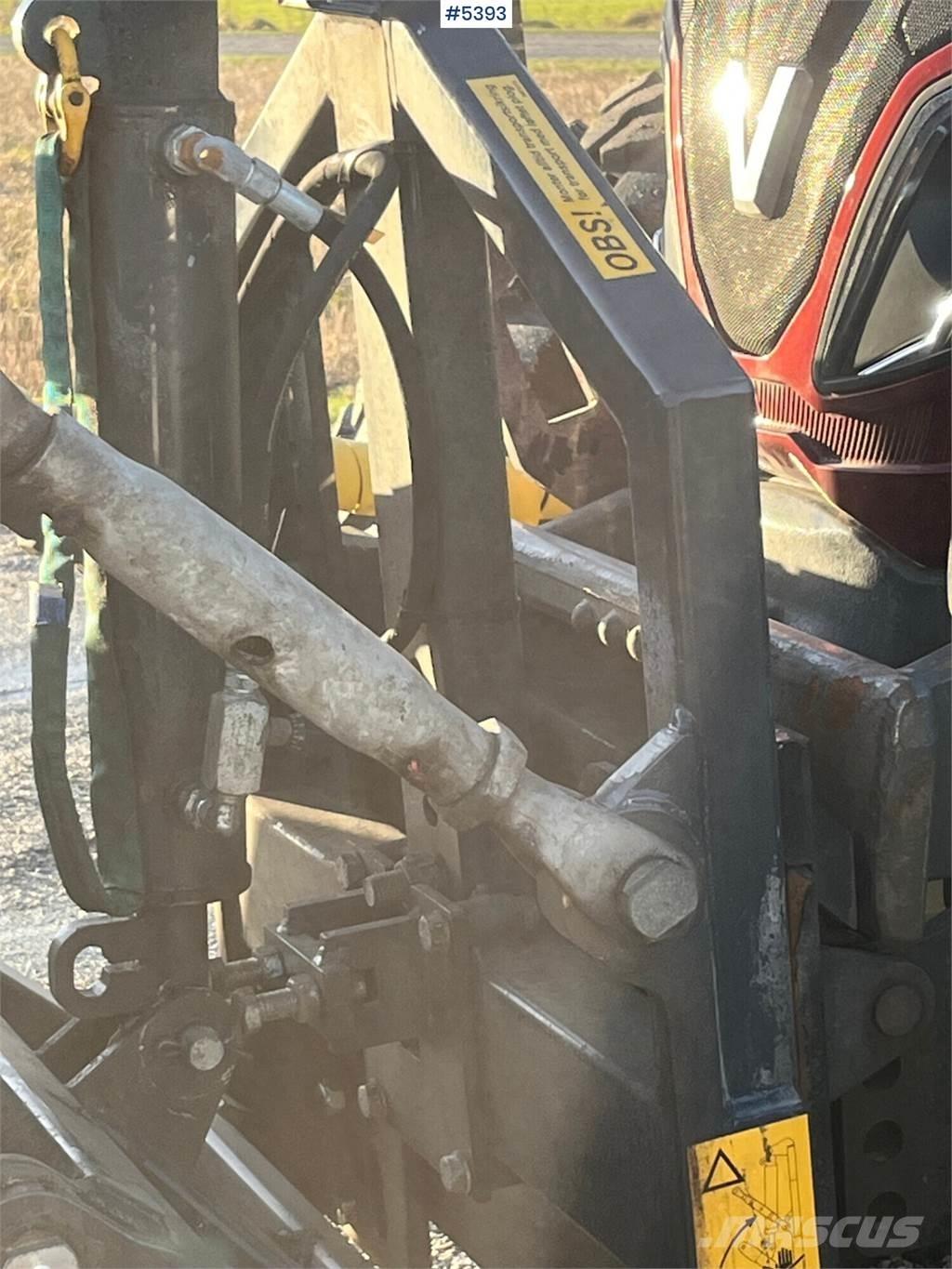 Valtra T174E Traktoriai