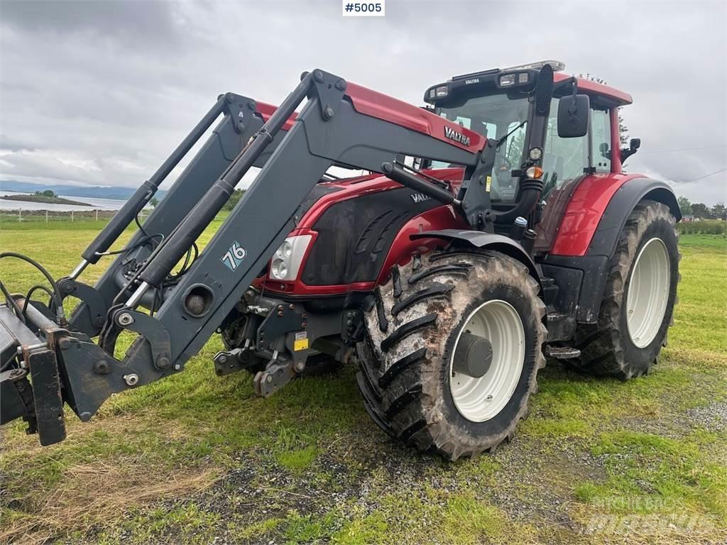 Valtra T213 Traktoriai