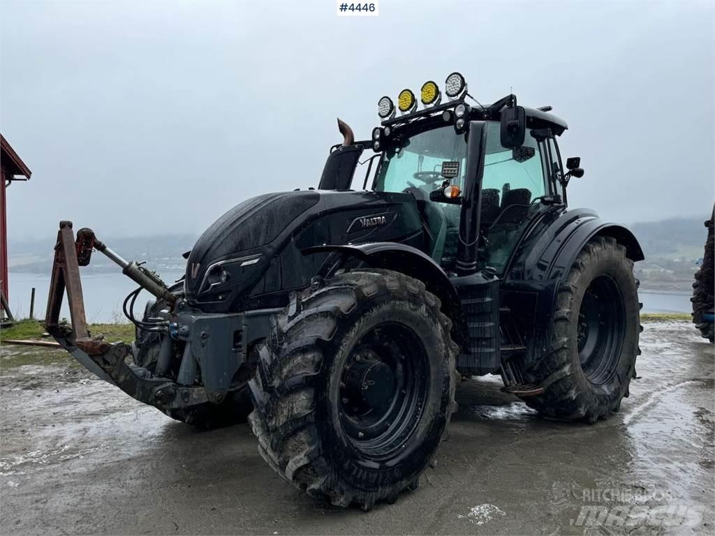 Valtra T234 Traktoriai