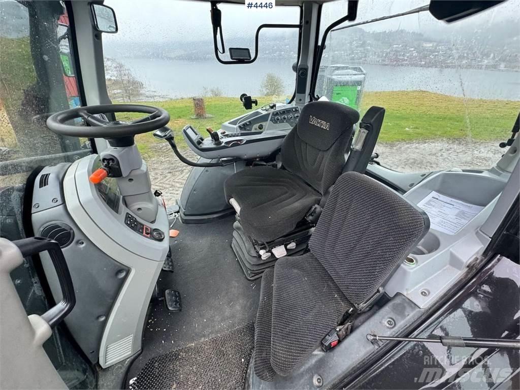 Valtra T234 Traktoriai