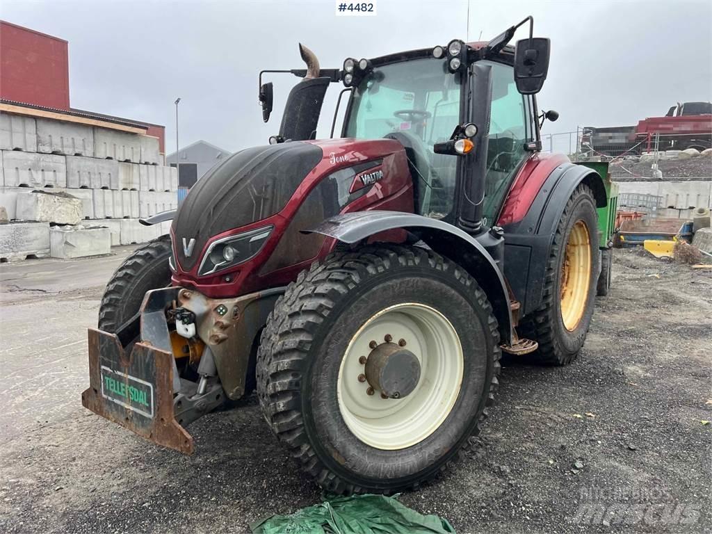 Valtra T234 Traktoriai