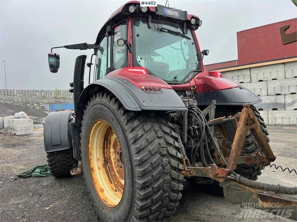 Valtra T234 Traktoriai